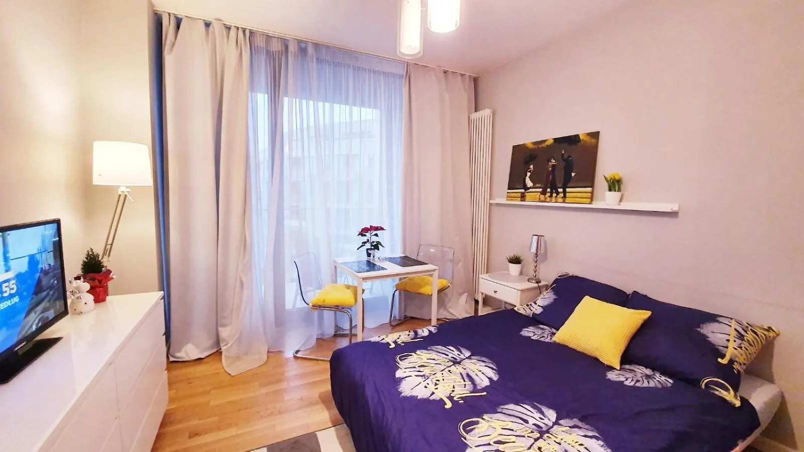 Homecomfort Apartament Adonis Warsaw Poland