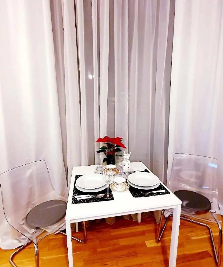 Homecomfort Apartament Adonis Warsaw 0*,